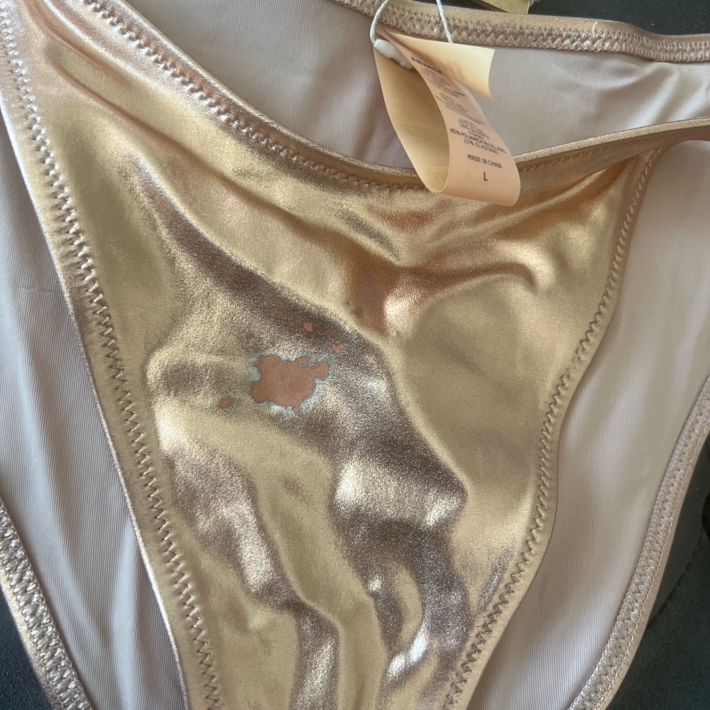 Skims Metallic Swim Dipped Tie Bottom - Picture 2 of 4